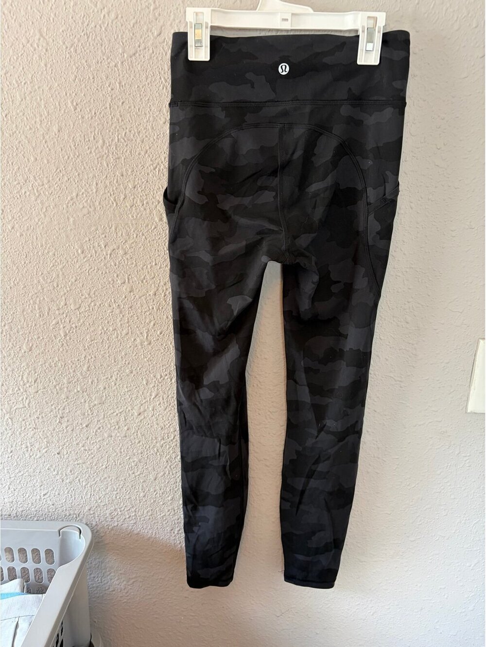 Lululemon Invigorate High-Rise Tight 25in Grey/Black Camo size 4. $128 retail.
